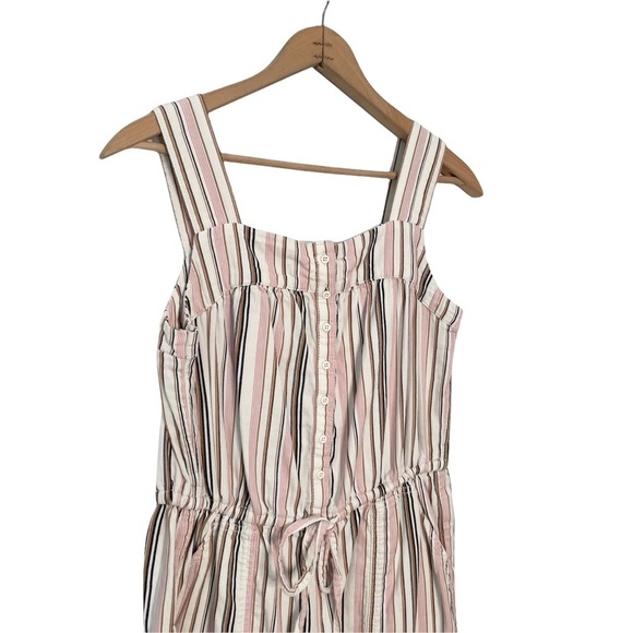 Old Navy | Tie-Waist Striped Sleeveless Jumpsuit - Picture 3 of 9